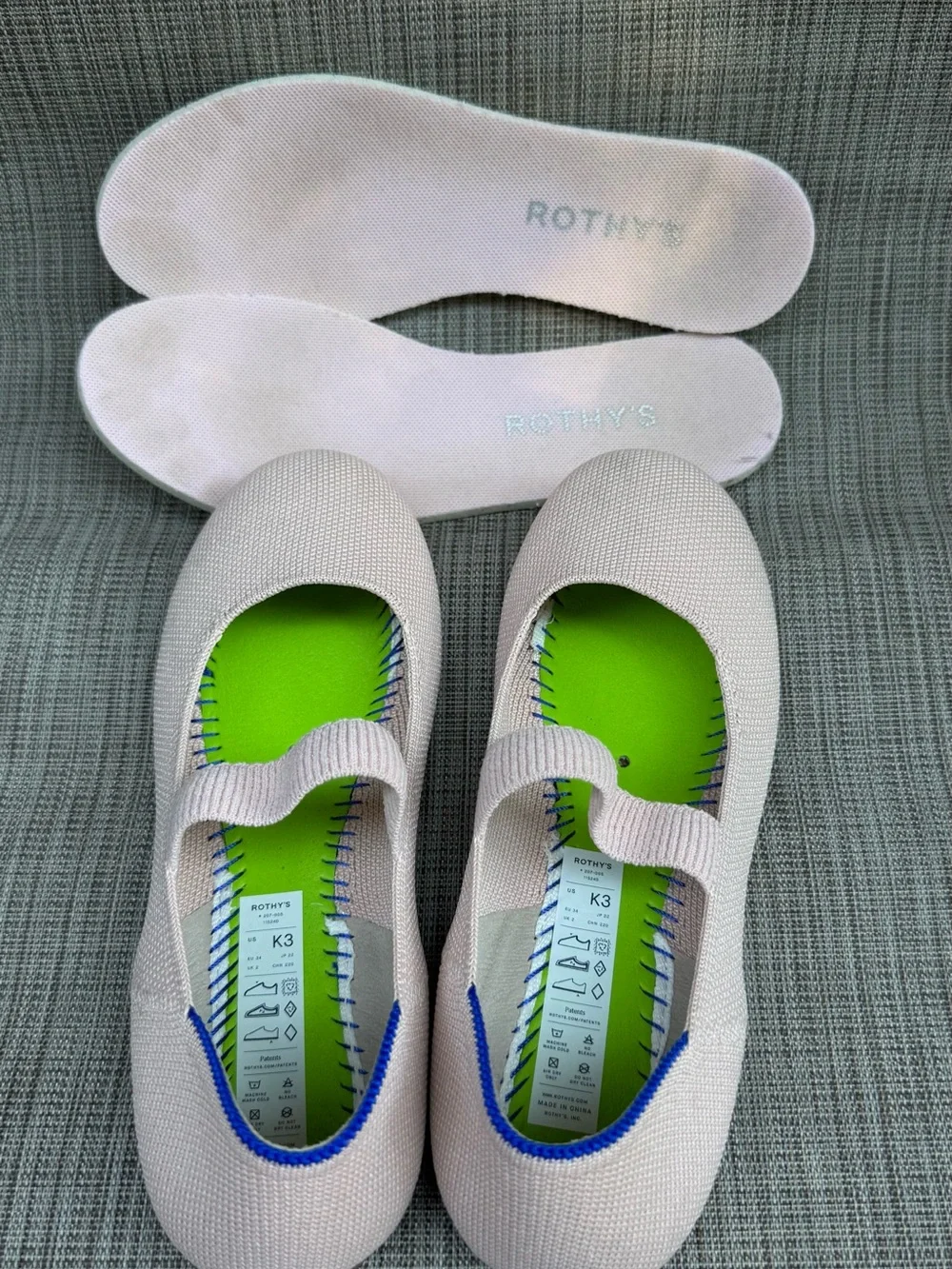 Rothy’s The Kids Mary Jane Ballerina Size 3